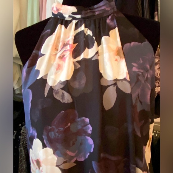 Ladies Summer Dress - Picture 4 of 5